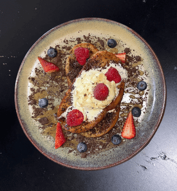 Breakfast - Trail St Cafe